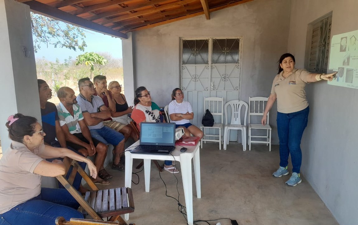 Mais 112 beneficiários do PB Rural do Sertão recebem Cisternas de Placas